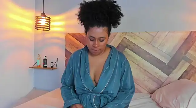 Snapshot of EmmilyBrant chatting on March 2025 05:44:01 AM EmmilyBrant online show from March 2025 05:44:01 AM