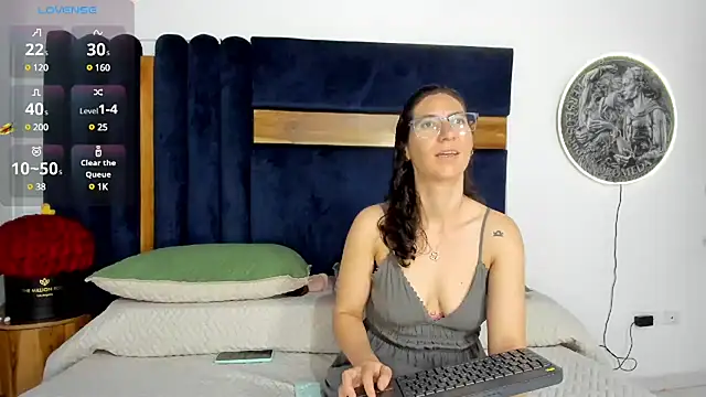 Snapshot of Andromeda-jade chatting on December 2024 05:17:01 AM Andromeda-jade online show from December 2024 05:17:01 AM