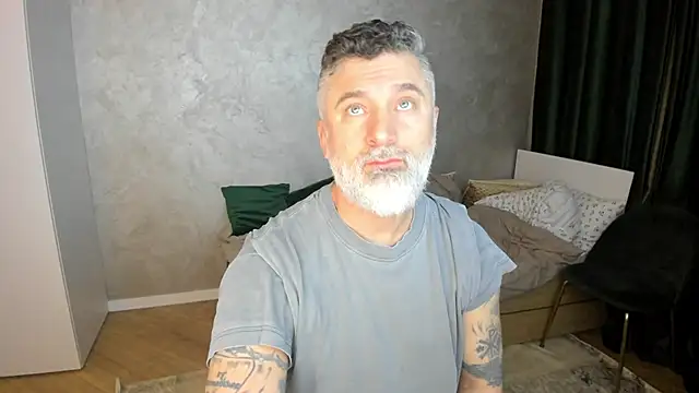 Snapshot of BlowMyXXL chatting on February 2025 02:58:01 PM BlowMyXXL online show from February 2025 02:58:01 PM