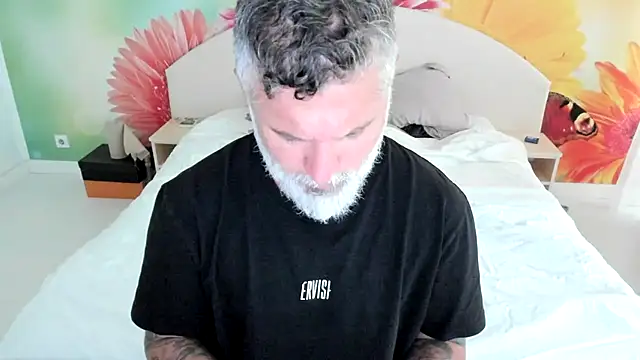 BlowMyXXL online show from November 2025 11:38:02 AM