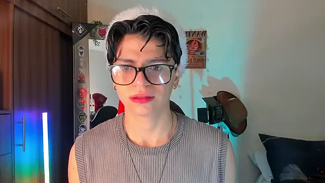 marckalexis online show from December 2025 11:00:01 PM