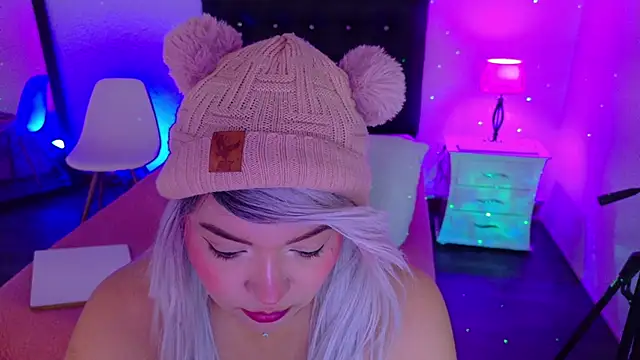 Snapshot of Cuckold_lover69 chatting on January 2025 03:55:02 AM Cuckold lover69 online show from January 2025 03:55:02 AM