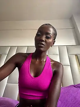 Snapshot of Fanclubbbbb chatting on February 2025 10:44:02 AM Fanclubbbbb online show from February 2025 10:44:02 AM