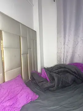 Snapshot of Fanclubbbbb chatting on March 2025 11:42:01 PM Fanclubbbbb online show from March 2025 11:42:01 PM