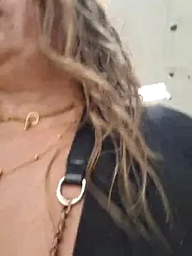 lauramcdowell1 online show from February 2025 08:37:01 PM