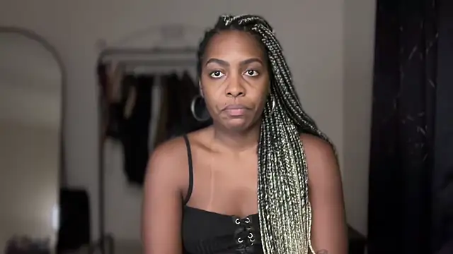 marisilva br online show from November 2025 11:18:02 PM