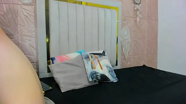 Ammy Connor1 online show from October 2025 08:08:02 PM