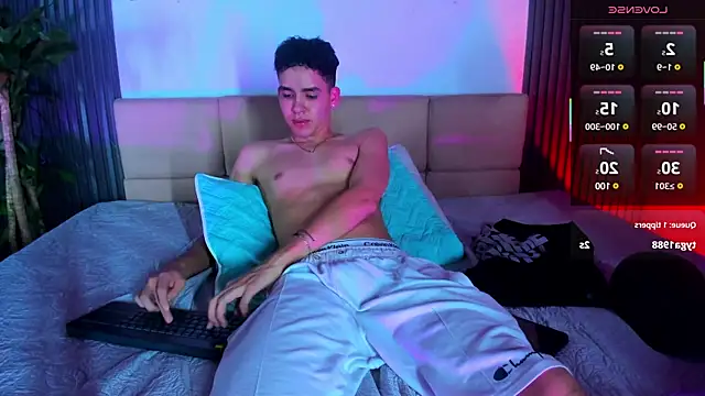 Mike 0233  online show from February 2025 08:06:02 AM