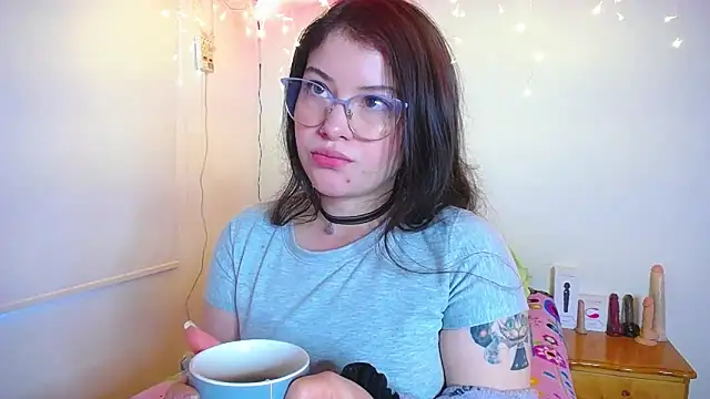 juli05star20 online show from January 2025 10:08:02 PM