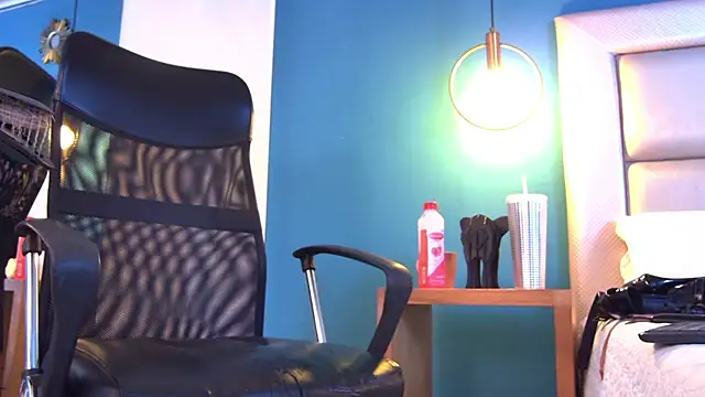 Snapshot of Miss_ary chatting on January 2025 03:24:01 PM Miss ary online show from January 2025 03:24:01 PM