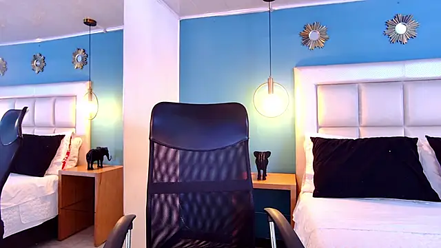 Snapshot of Miss_ary chatting on January 2025 11:11:02 AM Miss ary online show from January 2025 11:11:02 AM