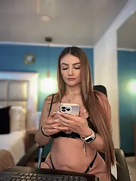 Snapshot of Miss_ary chatting on September 2025 12:19:01 PM Miss ary online show from September 2025 12:19:01 PM