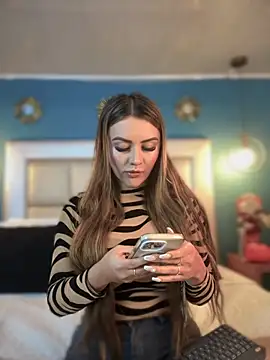 Snapshot of Miss_ary chatting on October 2025 12:05:01 PM Miss ary online show from October 2025 12:05:01 PM