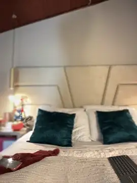 Snapshot of Miss_ary chatting on November 2025 12:18:02 PM Miss ary online show from November 2025 12:18:02 PM