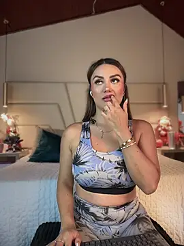 Snapshot of Miss_ary chatting on November 2025 12:59:01 PM Miss ary online show from November 2025 12:59:01 PM