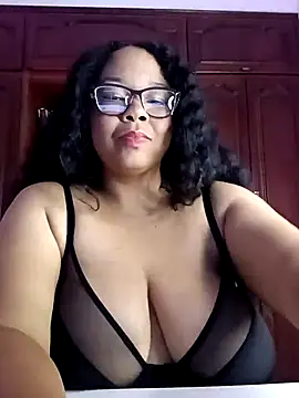 XMara online show from March 2025 09:26:01 PM