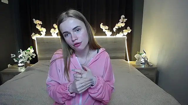 MargaritaKiss online show from April 2026 02:04:02 AM