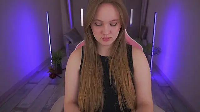 Snapshot of LylaYeess chatting on March 2025 10:35:01 AM LylaYeess online show from March 2025 10:35:01 AM