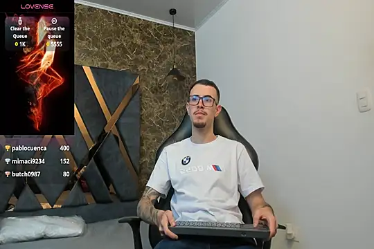 CodyWalkerR online show from December 2024 05:18:02 PM