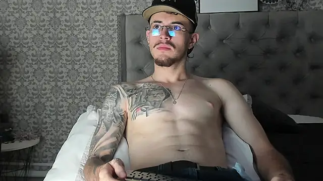 Snapshot of CodyWalkerR chatting on January 2026 05:26:01 PM CodyWalkerR online show from January 2026 05:26:01 PM