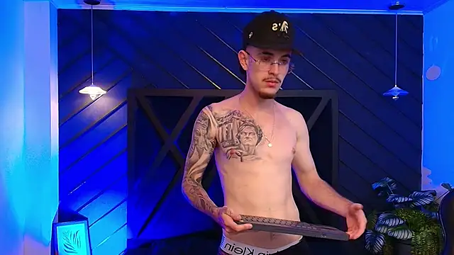 Snapshot of CodyWalkerR chatting on February 2026 05:17:01 AM CodyWalkerR online show from February 2026 05:17:01 AM