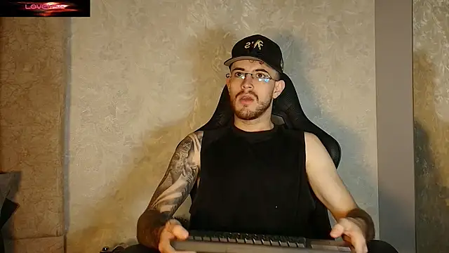 Snapshot of CodyWalkerR chatting on June 2026 05:38:02 PM CodyWalkerR online show from June 2026 05:38:02 PM