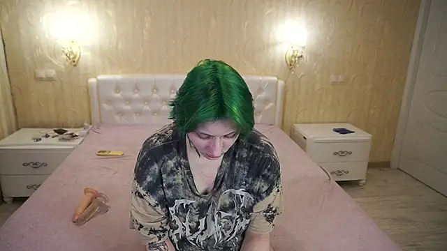 LunaaMayy online show from February 2026 06:20:01 PM