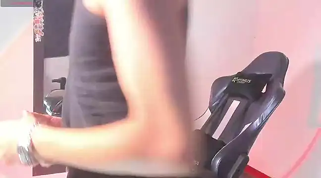 Snapshot of cute_diego_ chatting on January 2025 11:27:01 PM cute diego online show from January 2025 11:27:01 PM