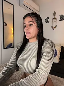 EmelyRogers online show from March 2025 06:43:02 PM