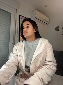 EmelyRogers online show from November 2025 07:57:01 PM