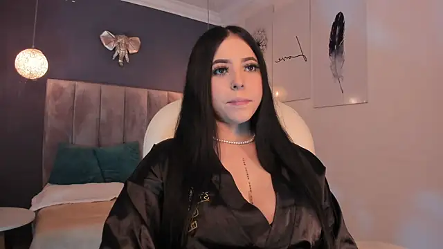 Snapshot of Maaiitee chatting on December 2024 05:11:01 PM Maaiitee online show from December 2024 05:11:01 PM