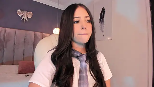 Snapshot of Maaiitee chatting on December 2024 12:45:02 PM Maaiitee online show from December 2024 12:45:02 PM