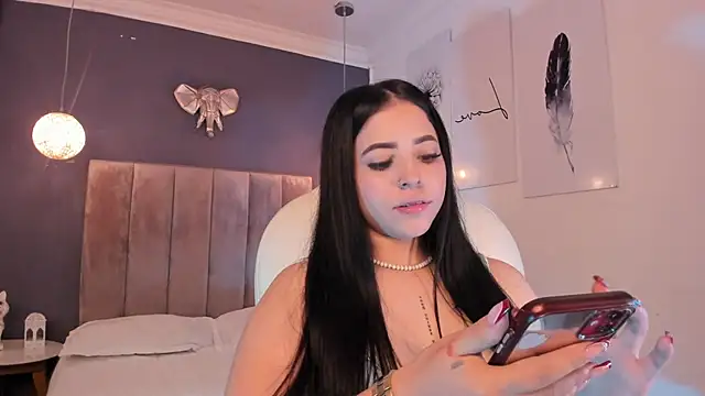 Snapshot of Maaiitee chatting on March 2025 04:21:02 PM Maaiitee online show from March 2025 04:21:02 PM