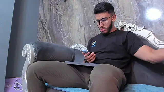 Liam Kleiin online show from March 2025 11:33:02 AM