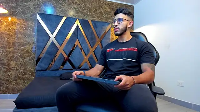 Liam Kleiin online show from September 2025 11:25:01 AM