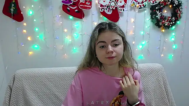 TinaRedly online show from January 2025 03:39:02 AM