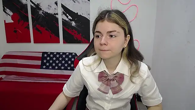 TinaRedly online show from July 2026 05:08:02 PM