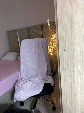 Snapshot of kellya_ chatting on April 2026 10:19:02 PM kellya online show from April 2026 10:19:02 PM