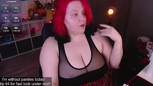 lissamuff online show from February 2025 07:28:02 PM