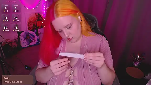 lissamuff online show from March 2026 04:55:01 PM