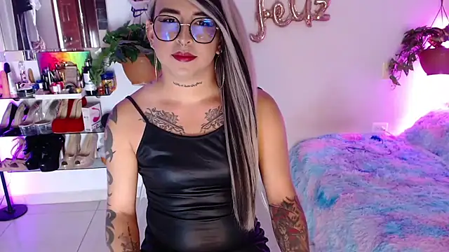 Laveneno ortiz07 online show from February 2026 12:04:02 AM