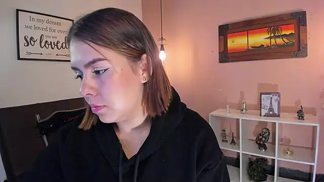 ArianaBaker online show from February 2025 01:00:02 PM