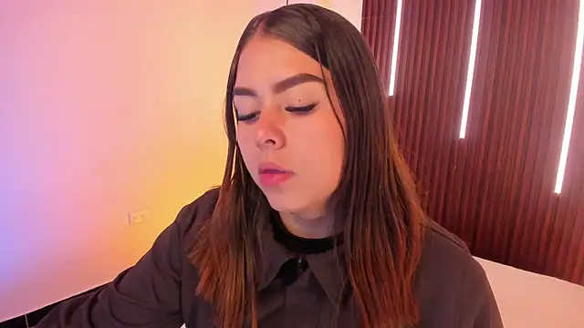 ArianaBaker online show from April 2026 12:50:02 PM