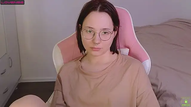 Airyhill online show from November 2025 10:15:01 AM