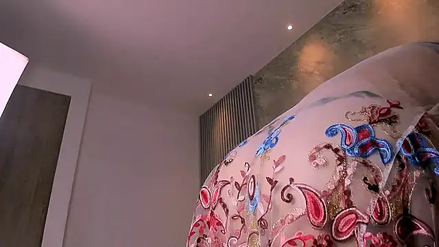 Snapshot of lola__sweetx chatting on February 2025 09:58:01 AM lola sweetx online show from February 2025 09:58:01 AM