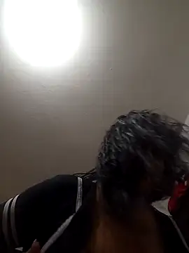 Snapshot of lola__sweetx chatting on March 2025 04:23:02 AM lola sweetx online show from March 2025 04:23:02 AM