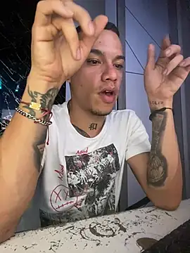 Osiiriis online show from January 2025 11:54:01 PM