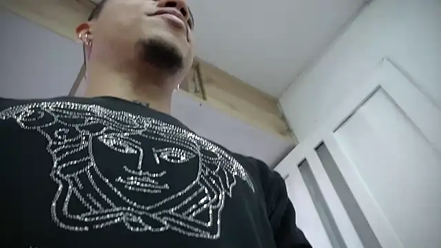 Osiiriis online show from February 2025 04:33:01 PM