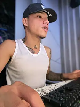 Osiiriis online show from March 2025 06:03:01 AM