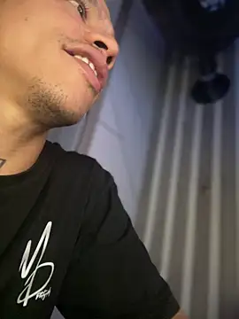 Osiiriis online show from March 2025 03:16:01 AM